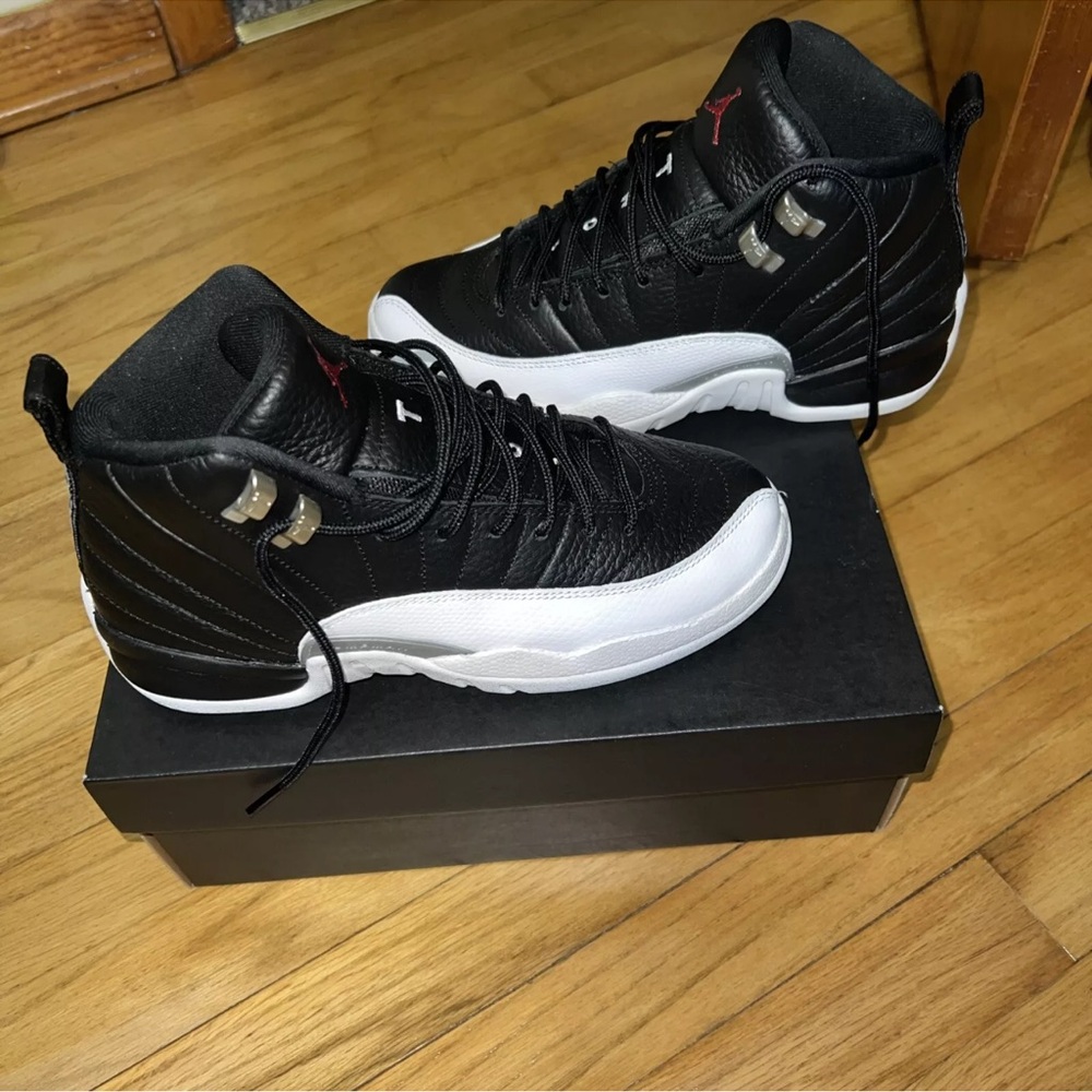 Jordan Retro 12 Mid Playoff
